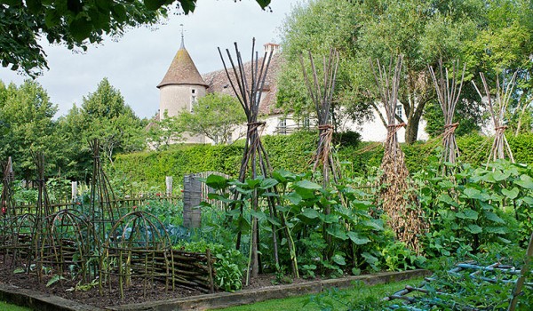 Potager prieur%c3%a9 dorsan my french country home 2x6kcoi7inarga3ehsyeww