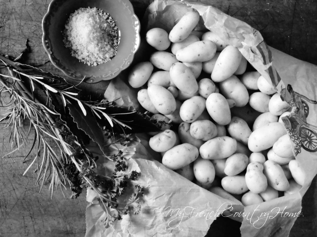 small potatoes ready for baking
