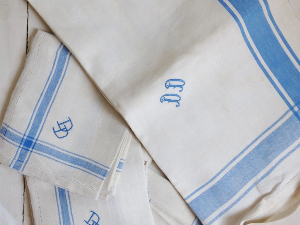 antique french textiles