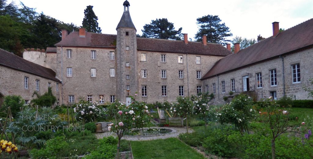 CHATEAU DE BEAUVOIR,