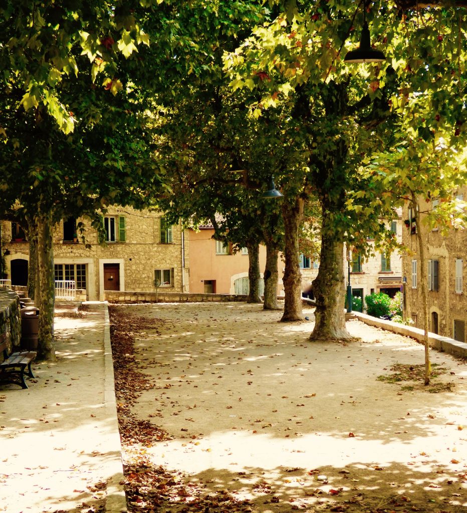 terrain de boules, valbonne