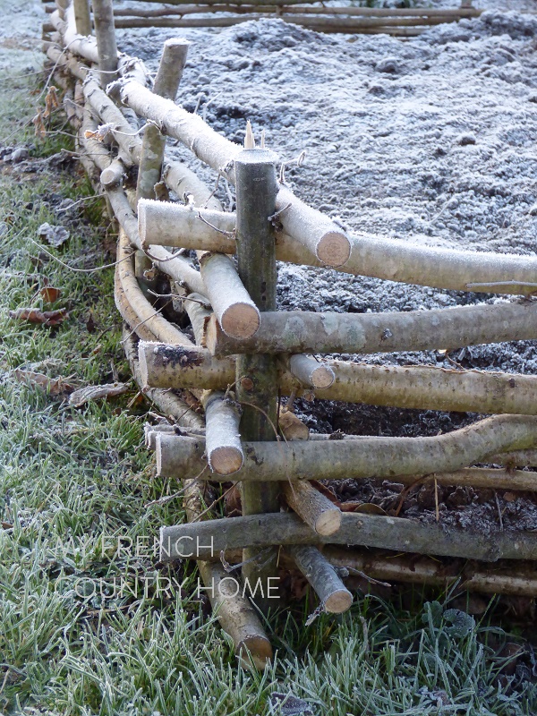 detail wattle fencing