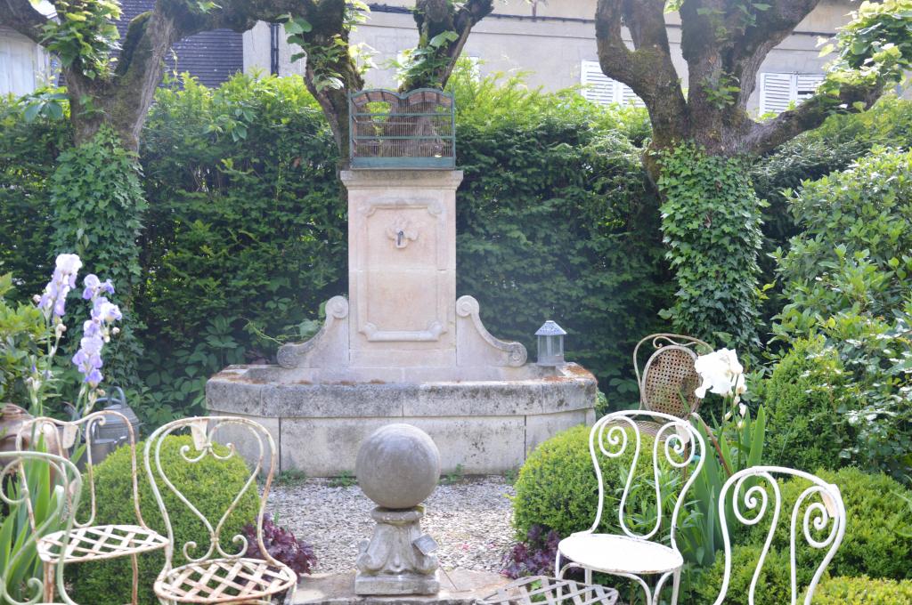 courtyard with roses, my french country home, house for sale