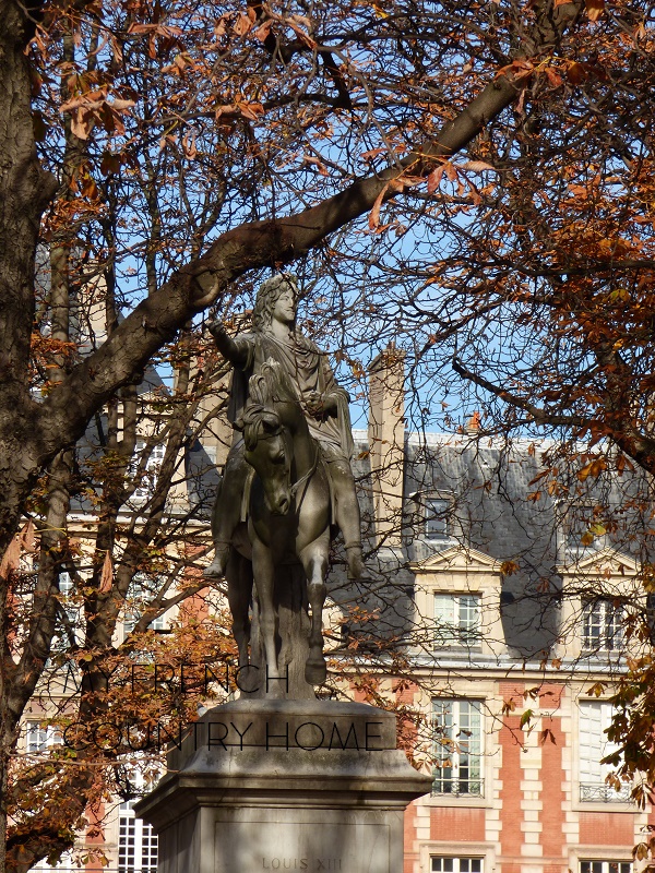 visiting paris as part of the MFCH antique tour
