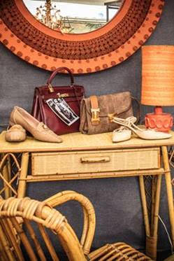 antiques at the chatou brocante fair