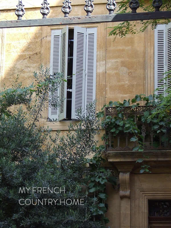half closed shutter south of france