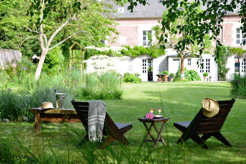 guest and house La maison et l'atelier evening drinks