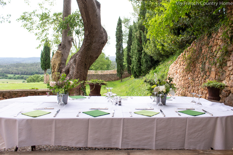 Outdoor dining- MFCH Provence Tour