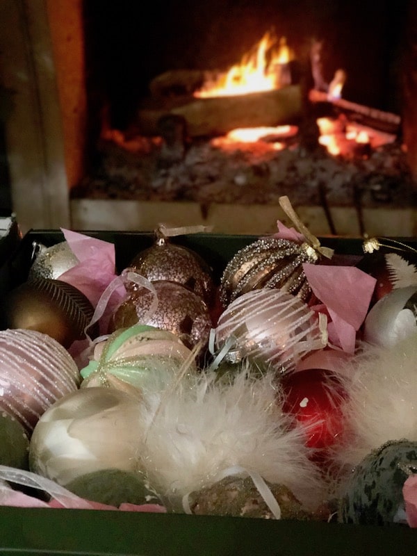 pink and silver christmas tree decorations