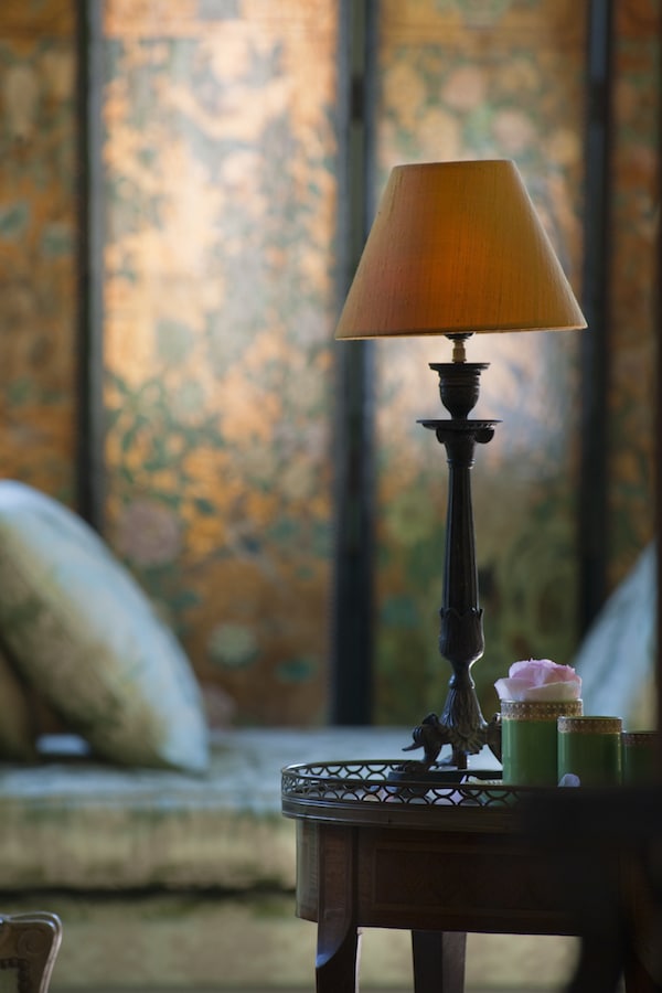 lamp with painted screen