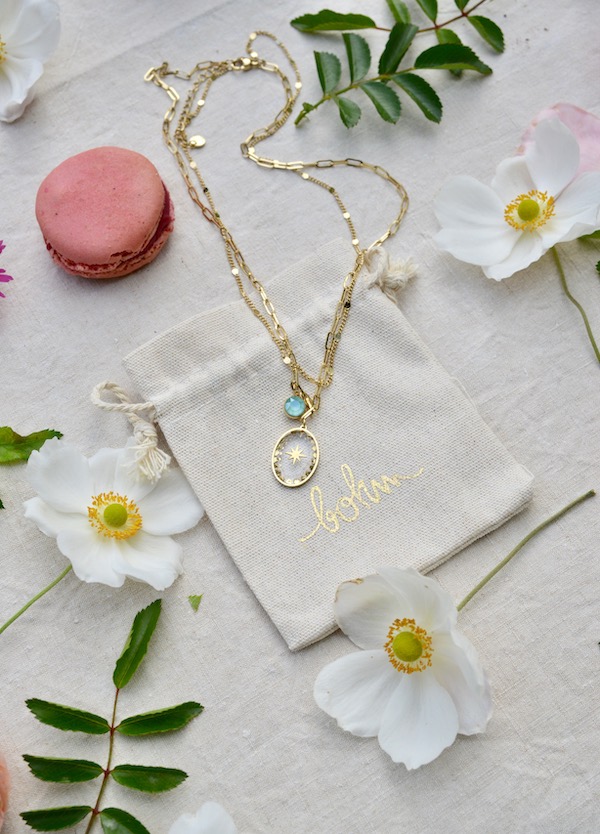 necklace with pendant and pouch