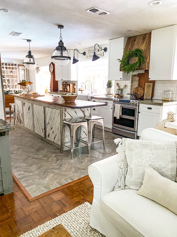 vintage inspired kitchen