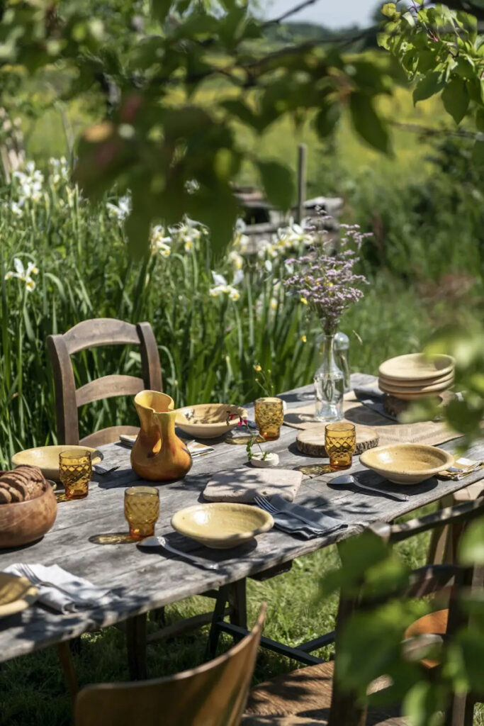 MFCH MAGAZINE AL FRESCO DINING