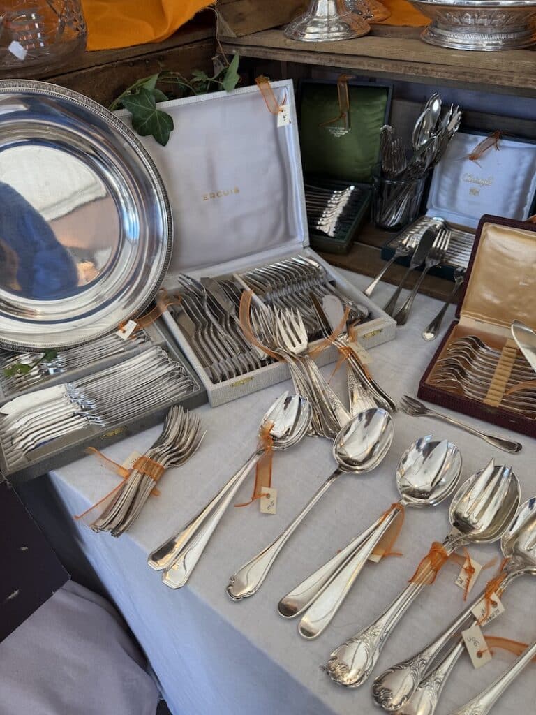 ANTIQUE SILVER AT CHATOU FAIR